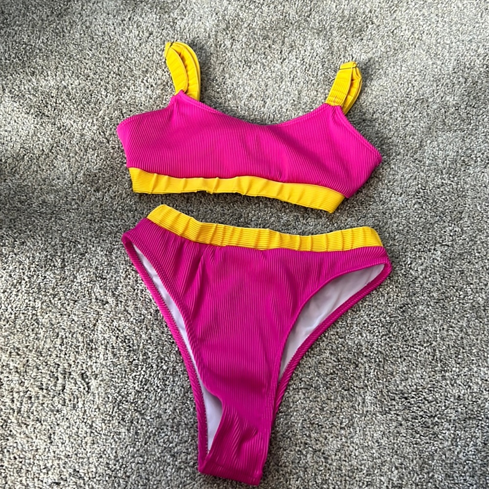 Shein, Small bathing suit, supportive, not cheeky, adjustable straps